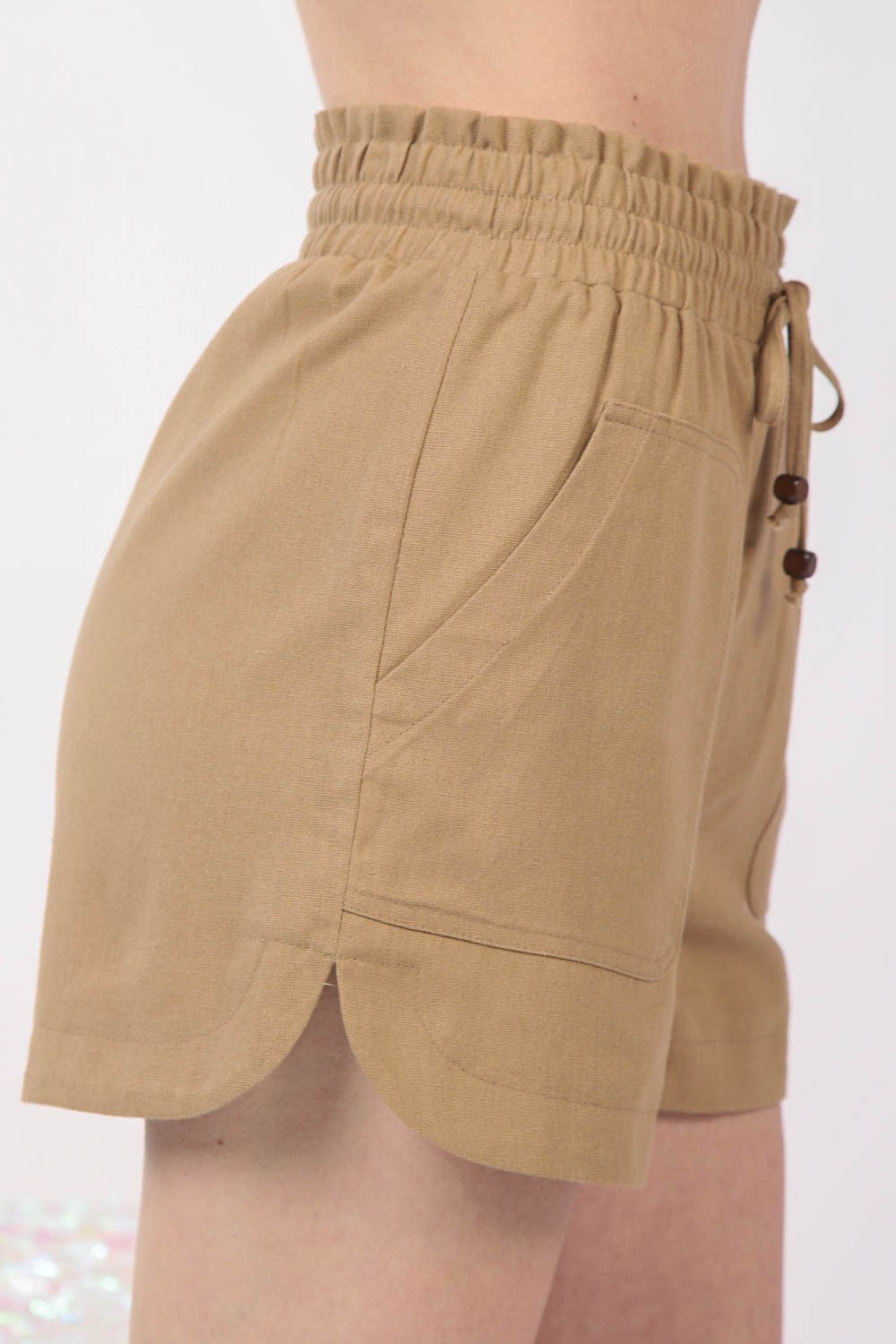 VERY J Drawstring Elastic Waist Linen Shorts